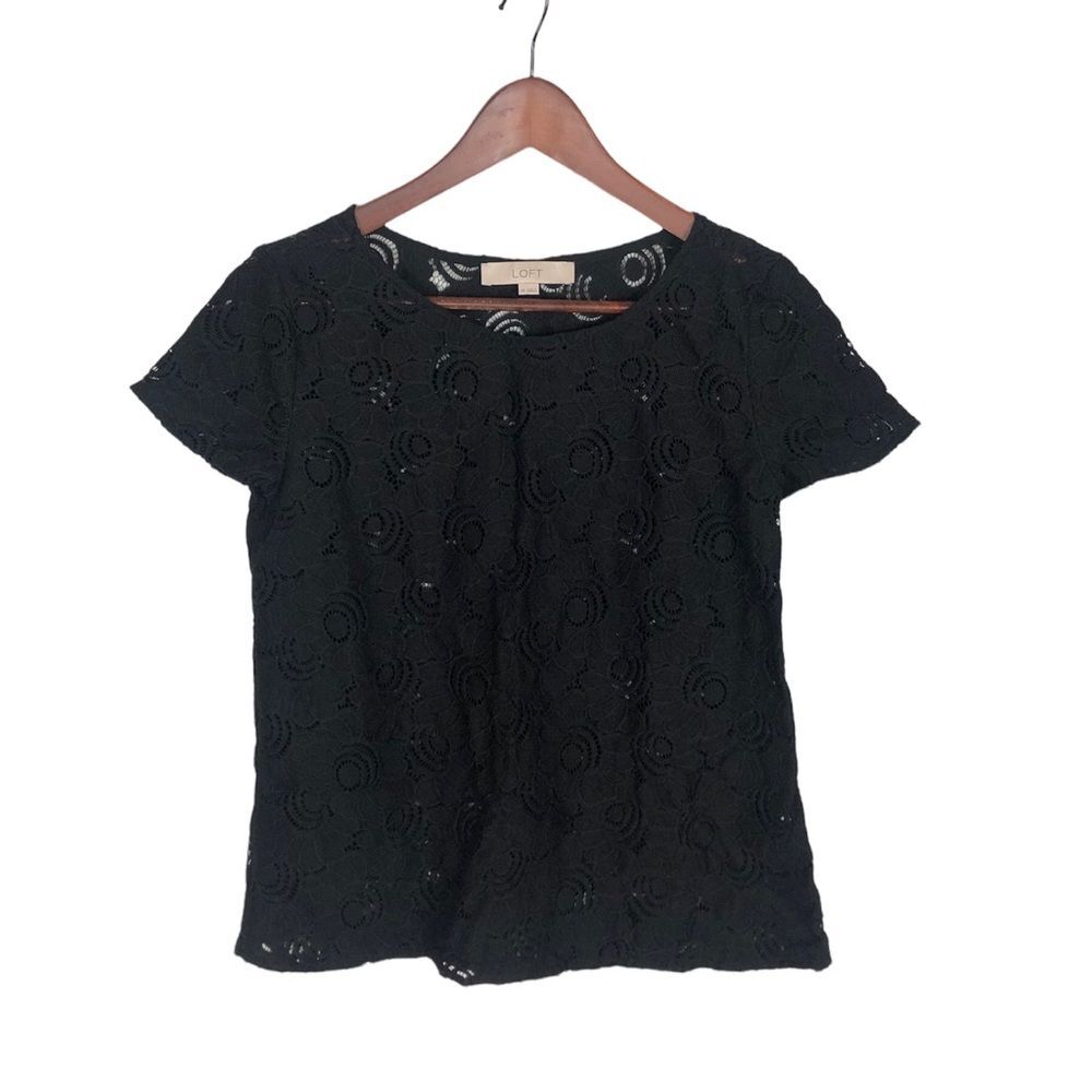 Loft Ann Taylor Black Embroidered Cut Out Short Sleeve Shirt Top